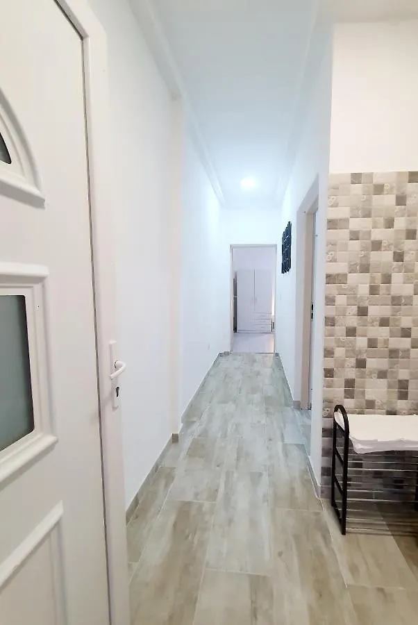 Ferienwohnung Apartmans Nejra3 Sa Bazenom Pula Apartment