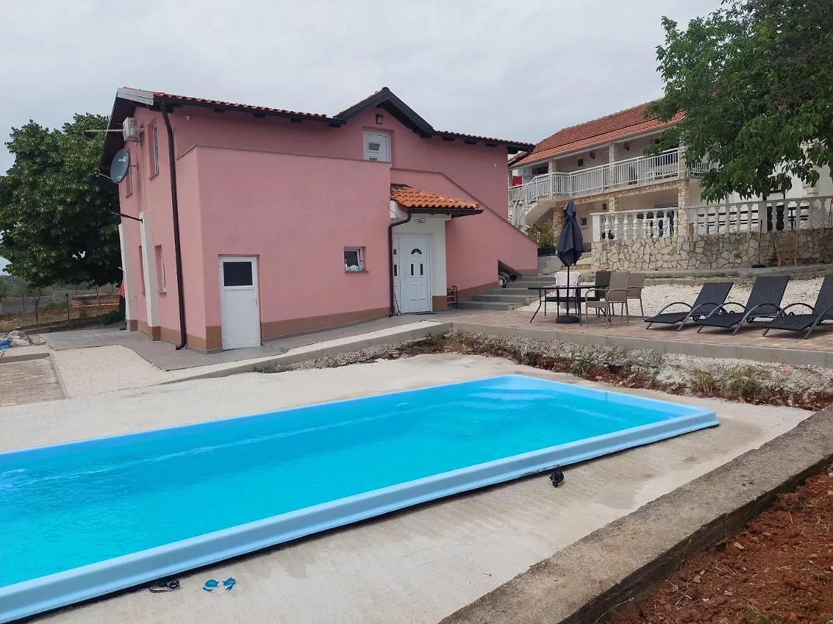 Ferienwohnung Apartmans Nejra3 Sa Bazenom Pula Apartment